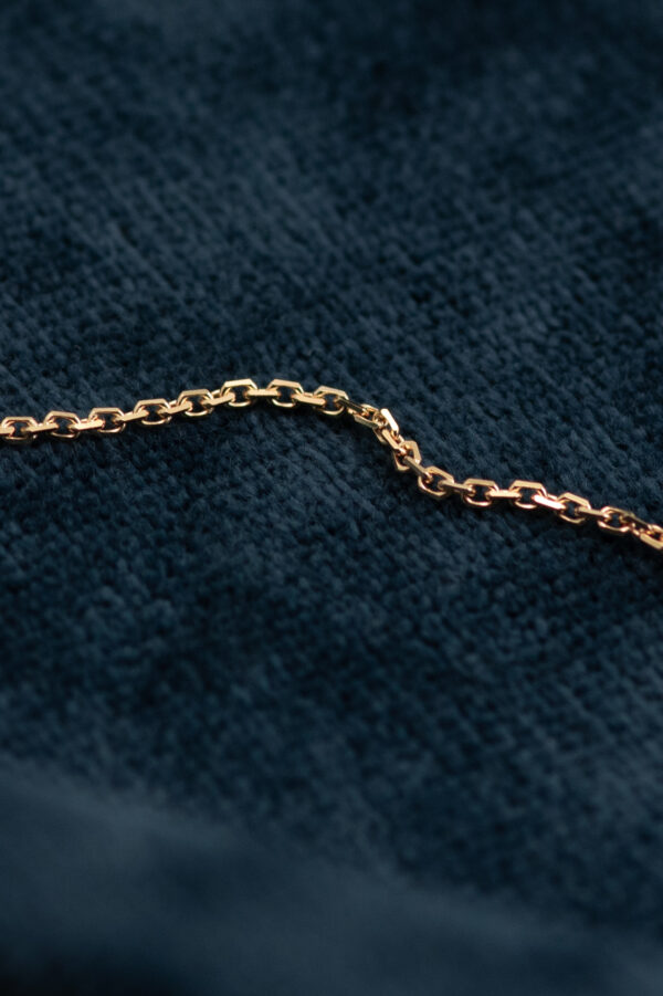 Cable chain necklace